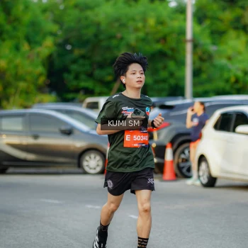 Runner Photo 3800030