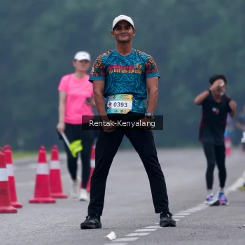 Runner Photo 3800035