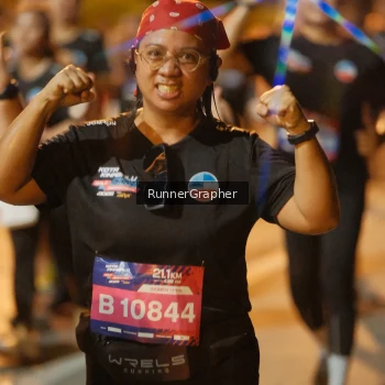 Runner Photo 3800037