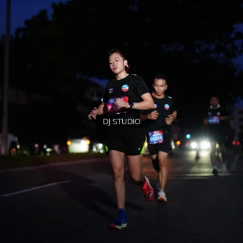 Runner Photo 3800038