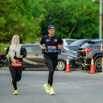 Runner Photo 3800043