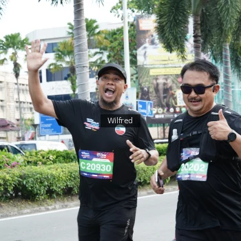 Runner Photo 3800055