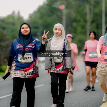 Runner Photo 3800077
