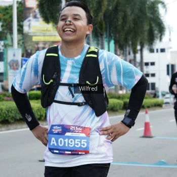 Runner Photo 3800087