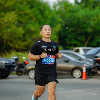 Runner Photo 3800106