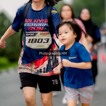 Runner Photo 3800173