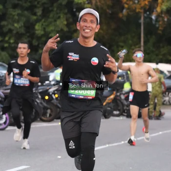 Runner Photo 3800181