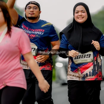 Runner Photo 3800186