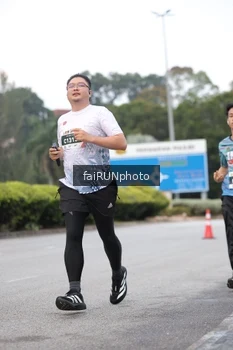 Runner Photo 3800193