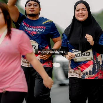 Runner Photo 3800196