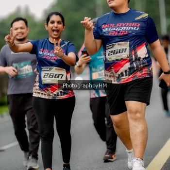 Runner Photo 3800206