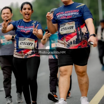Runner Photo 3800215