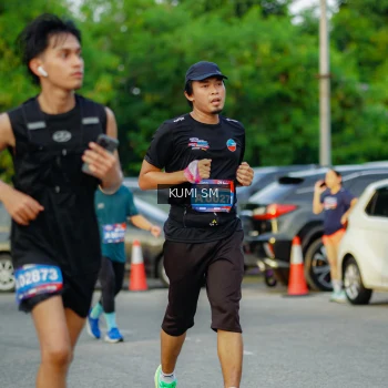Runner Photo 3800290