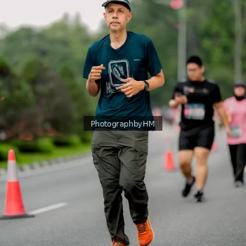 Runner Photo 3800300