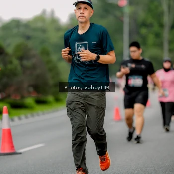 Runner Photo 3800301