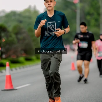 Runner Photo 3800308