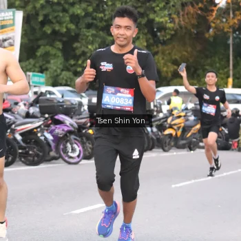 Runner Photo 3800328