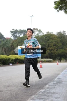 Runner Photo 3800341