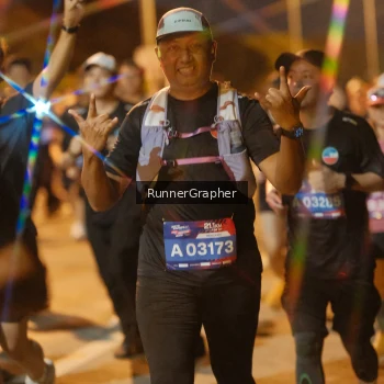 Runner Photo 3800413