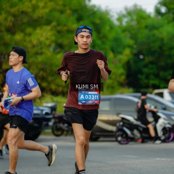 Runner Photo 3800417