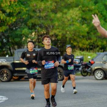 Runner Photo 3800494