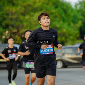 Runner Photo 3800499