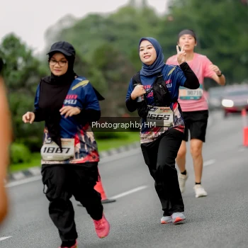 Runner Photo 3800521