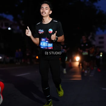 Runner Photo 3800572