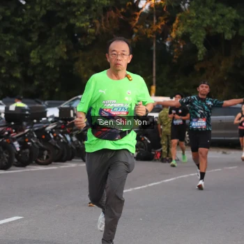 Runner Photo 3800602