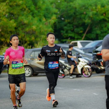 Runner Photo 3800613
