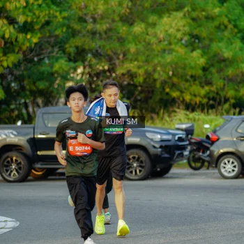 Runner Photo 3800624