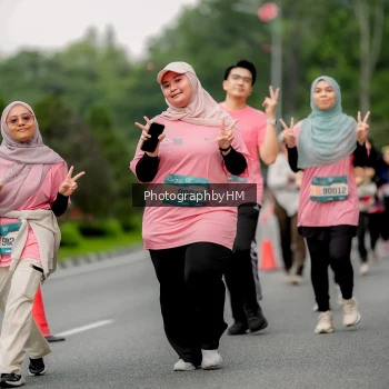 Runner Photo 3800665