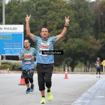 Runner Photo 3800671