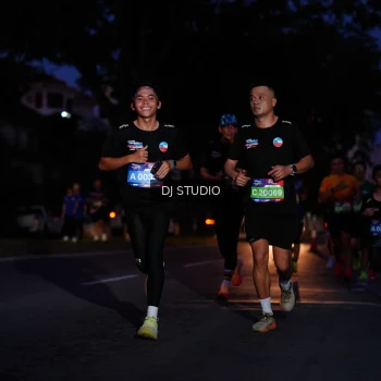 Runner Photo 3800674