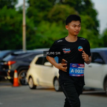 Runner Photo 3800675