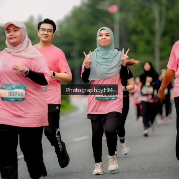 Runner Photo 3800684