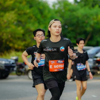 Runner Photo 3800689