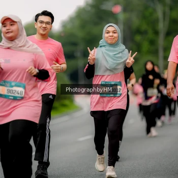 Runner Photo 3800710