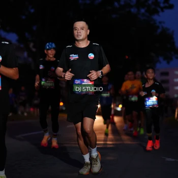 Runner Photo 3800741
