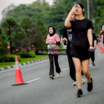 Runner Photo 3800746