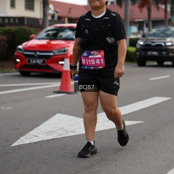 Runner Photo 3800752