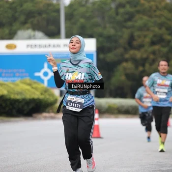 Runner Photo 3800771