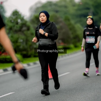 Runner Photo 3800778