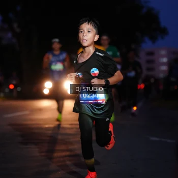 Runner Photo 3800793
