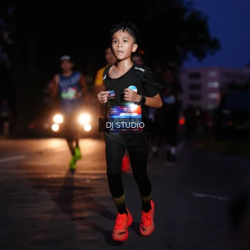 Runner Photo 3800797
