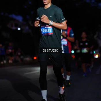 Runner Photo 3800886