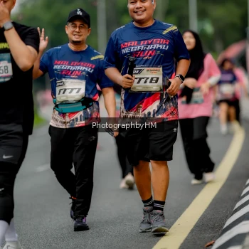 Runner Photo 3800893