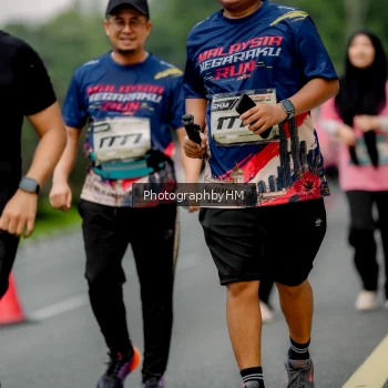 Runner Photo 3800947