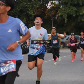 Runner Photo 3800952