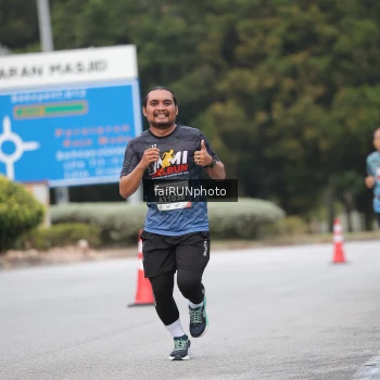 Runner Photo 3800969